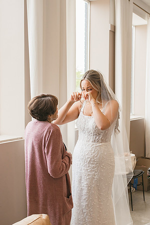 Kyle & Melanie Wedding Day299
