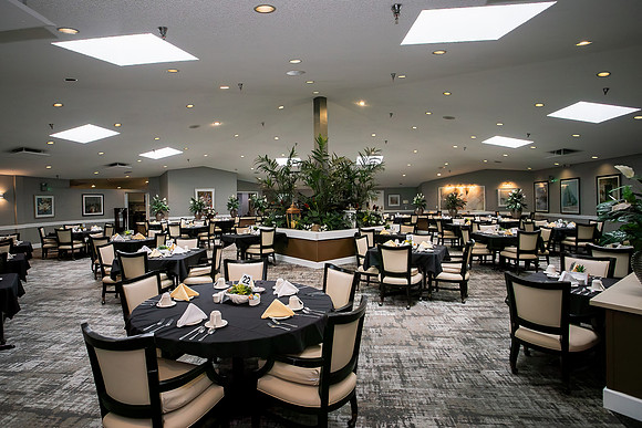 Main Dining Room Empty1