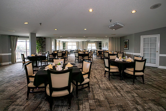 Main Dining Room Empty2