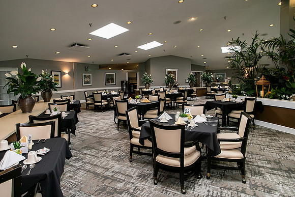 Main Dining Room Empty4