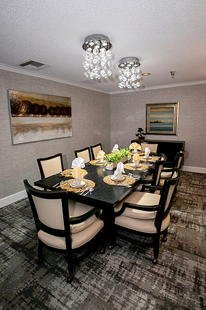 Main Dining Room Empty15