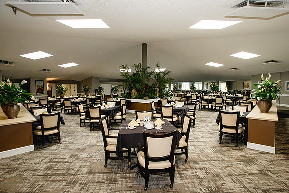 Main Dining Room Empty12