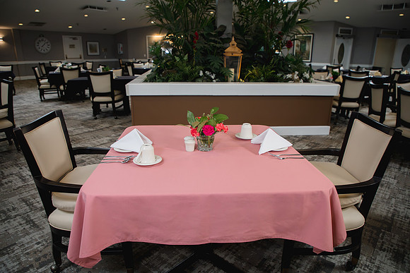 Main Dining Room Empty19