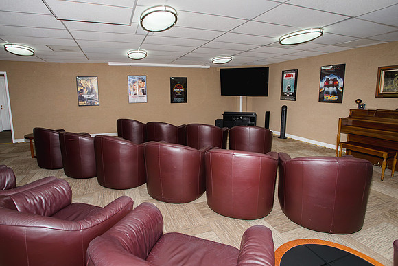 Theater3