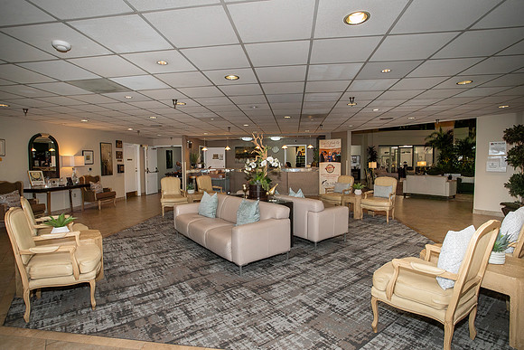 Lobby - empty2