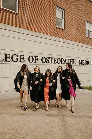 Grad Girls7